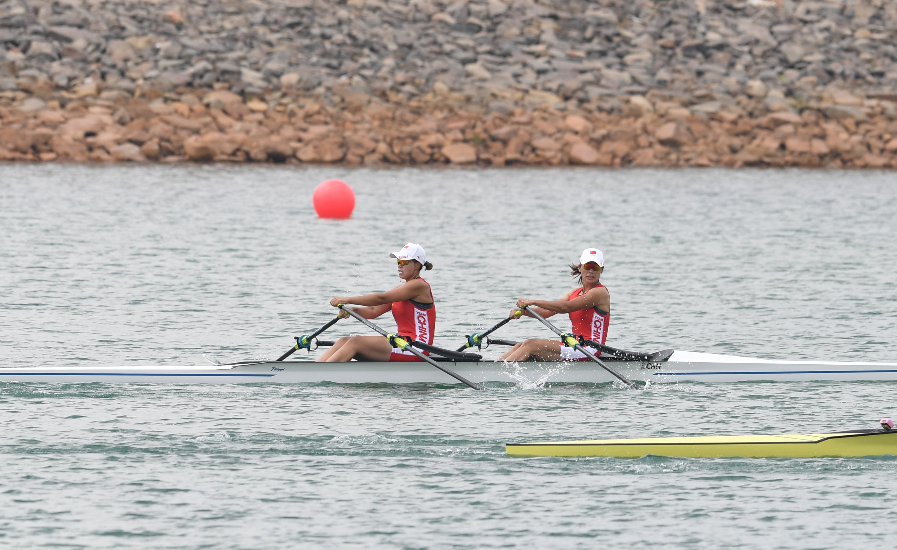 赛艇——中国选手江燕,李晶晶获得女子双人双桨冠军(5)