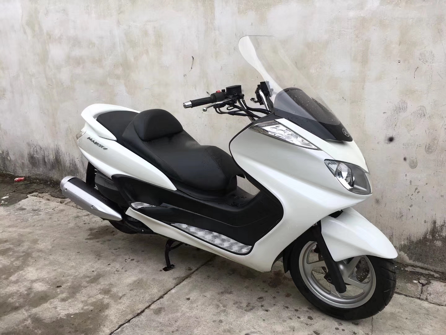 一辆少见的雅马哈踏板车,有认识的吗?