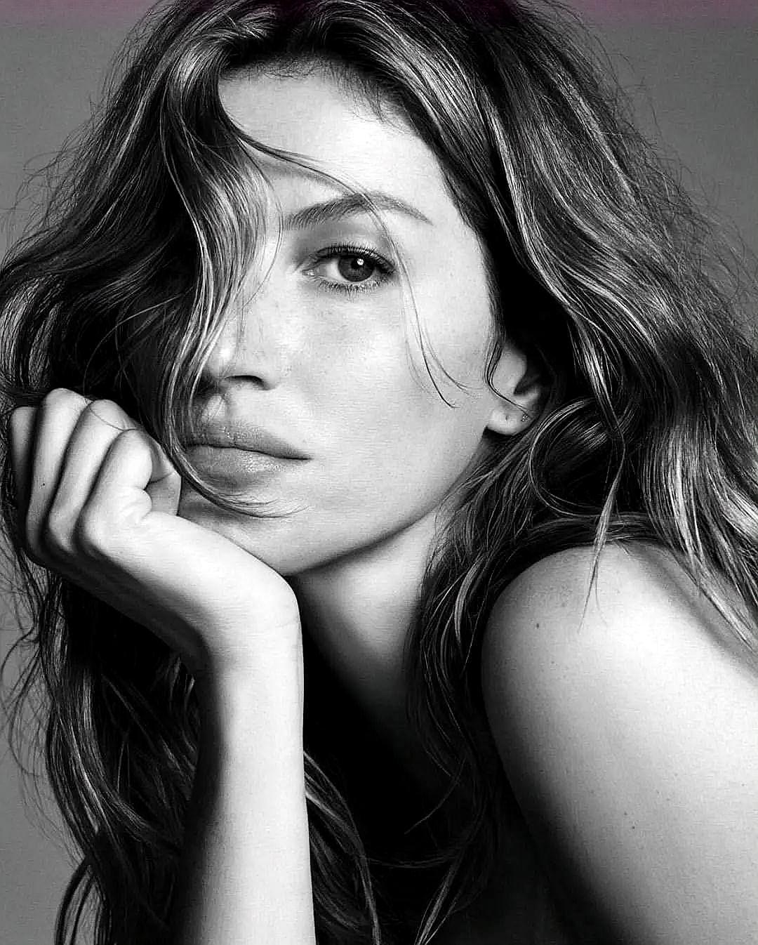 巴西超模吉赛尔·邦辰,天神下凡,一步45万美金,行走的印钞机!