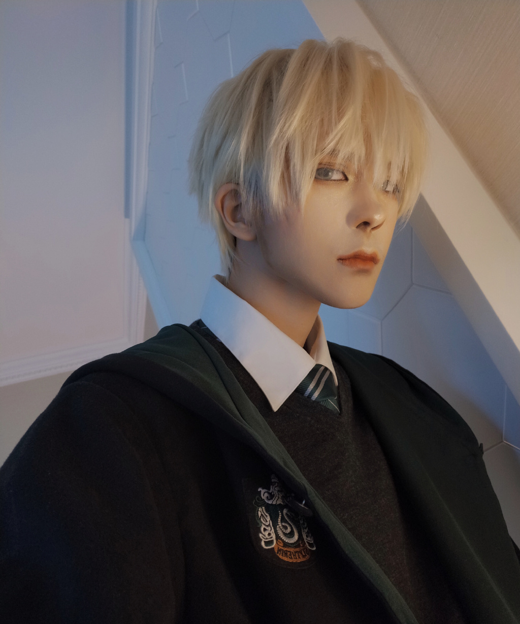 八犬新cos,长发帅出新高度,网友:这是什么"人间极品"?