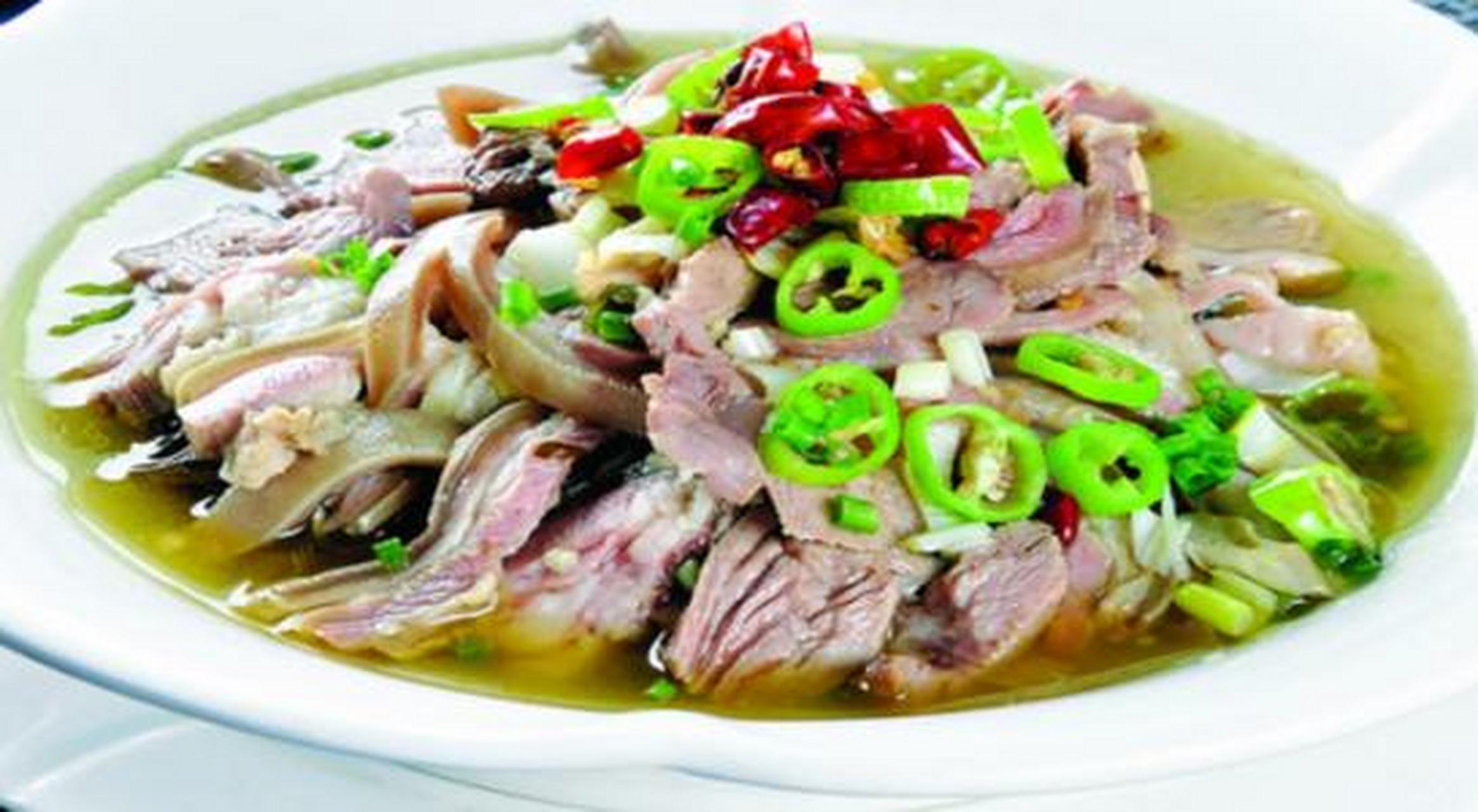 新袁羊肉江苏的一道汉族名菜,新袁,地名,江苏泗阳下辖的一个镇.