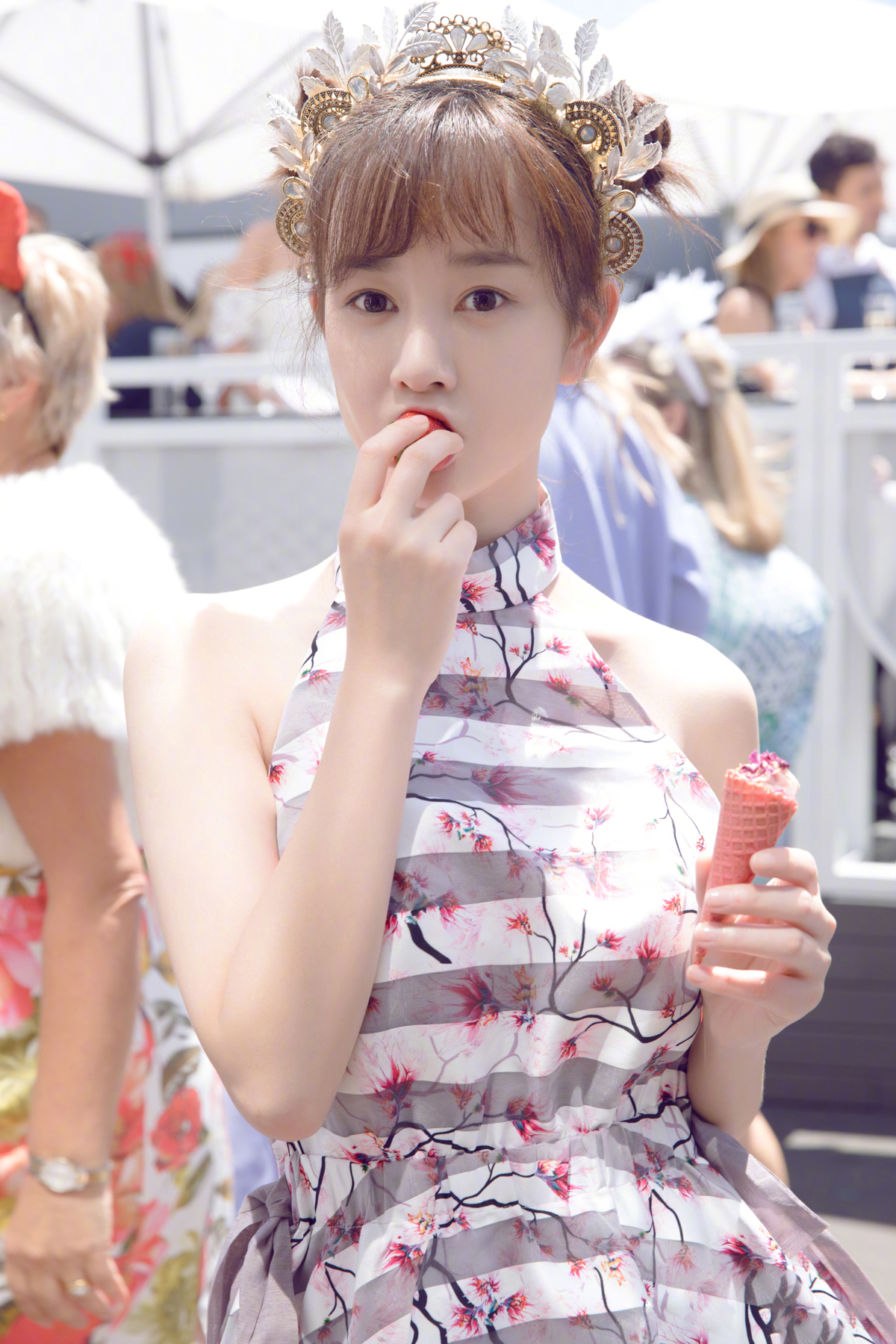 张萌,1981年出生于天津,2009年.