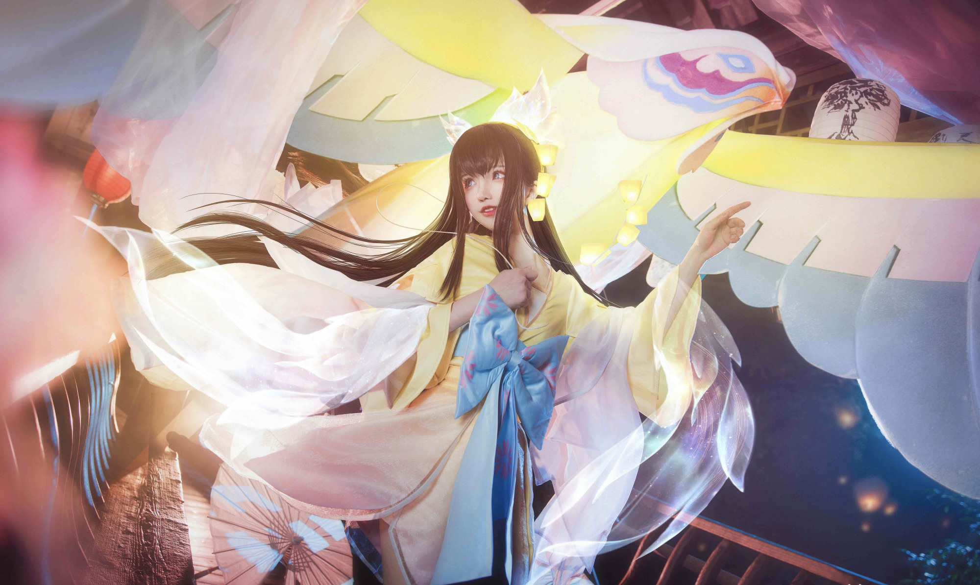 小姐姐cos王者荣耀娜可露露,真是可爱,不忍心打她