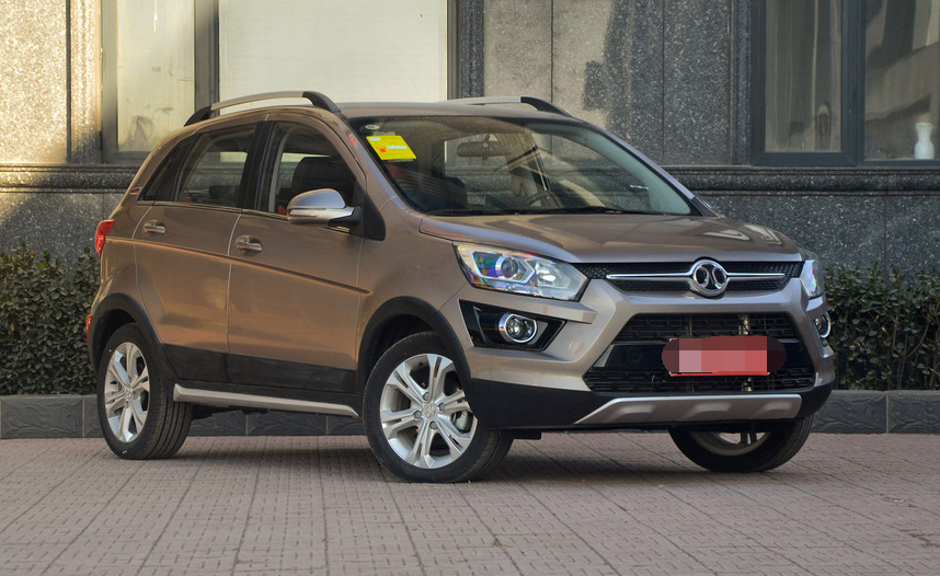 侧身的线条很突出,很优美,还带着一些高贵感,各个