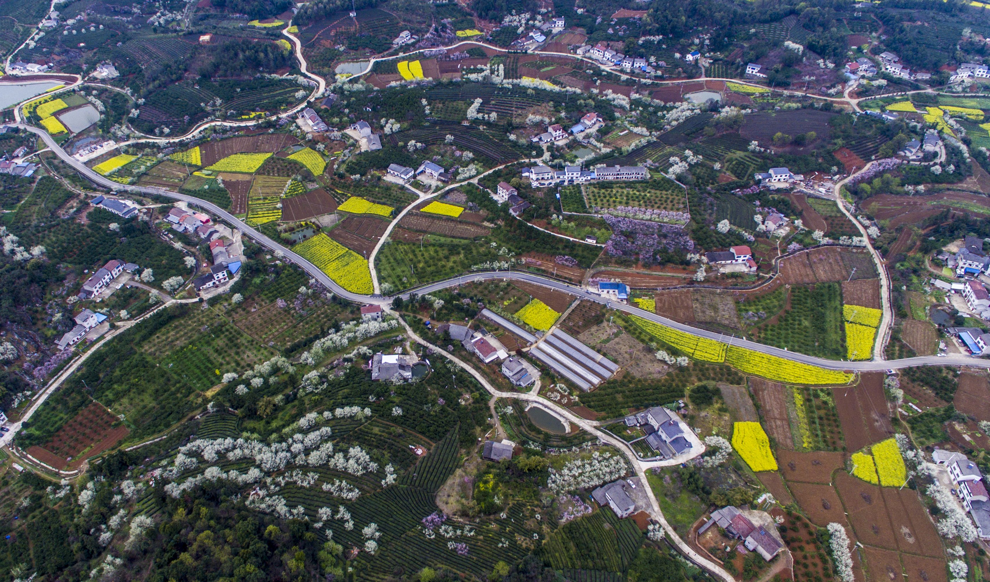 山村美景壁纸图片