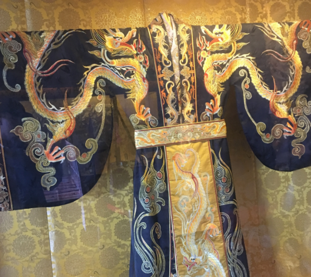 杭州宋城景区一游,南宋皇帝的龙服很精致,想亲眼目睹!