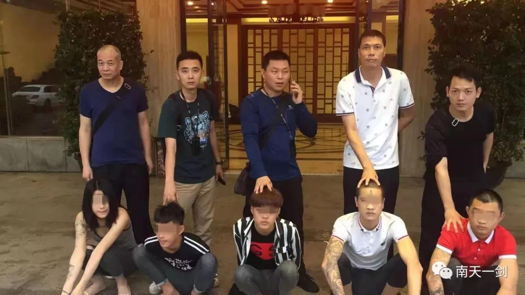 00后当上涉恶团伙老大 20多人看谁"样衰"就开打