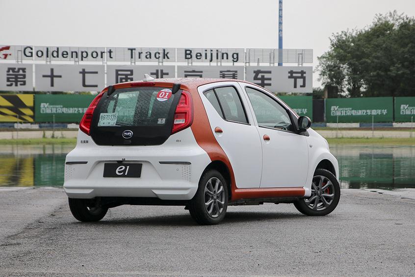 比亚迪 e1 青春版车型上市 售价 6.98 万元
