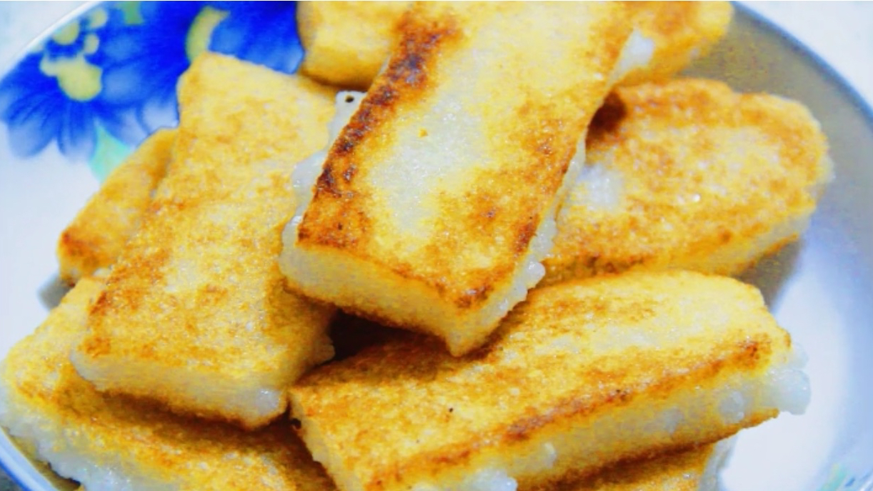 香煎糍粑(黄豆面版)软糯香甜,出锅一盘不够吃
