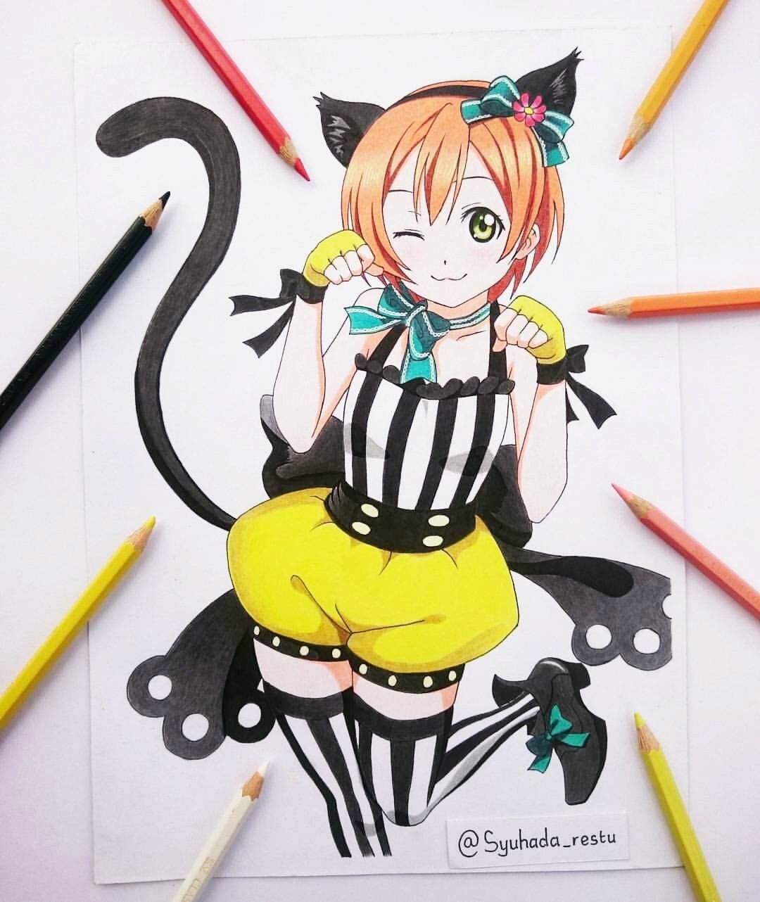 彩铅手绘:可爱甜美的卡通女孩,表情生动可爱,开心的大眼萌妹