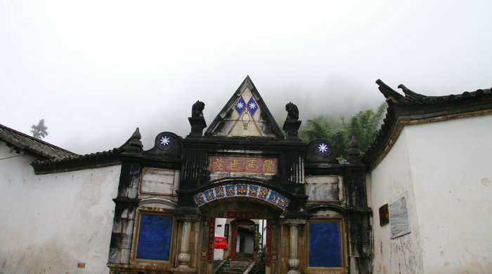 史上有名的悍匪,死前藏了300多箱的金条,至今都没有被人找到