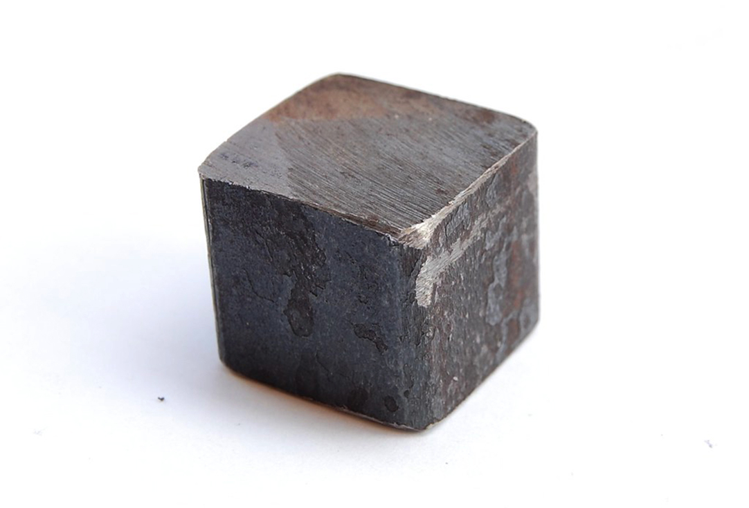一立方厘米的铁块,在自然状态下要多久才能蒸发完?