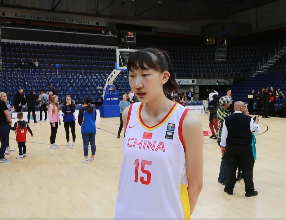 中国女篮队员韩旭体重图片