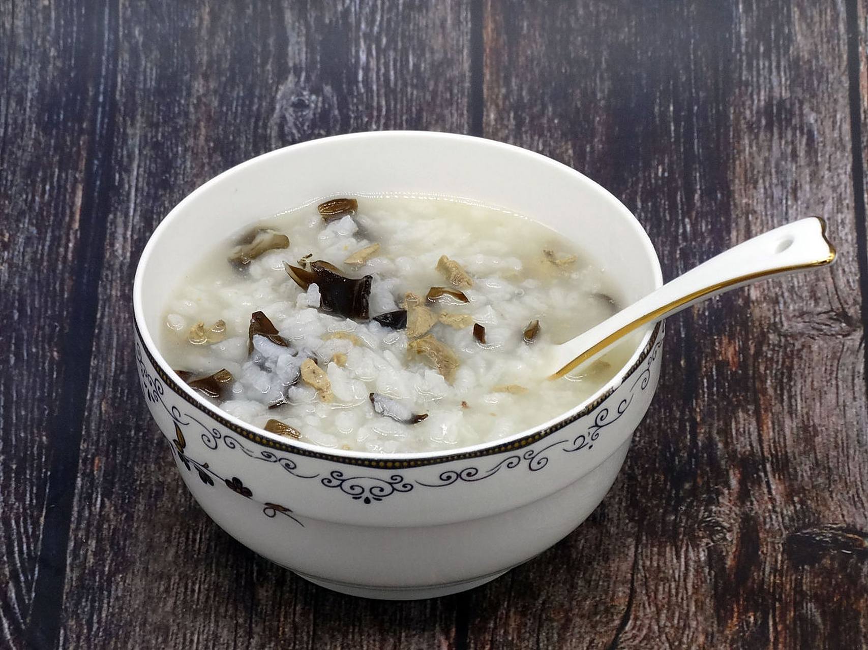 口感独特的粥——#秋日美食大赏# 木耳粳米粥