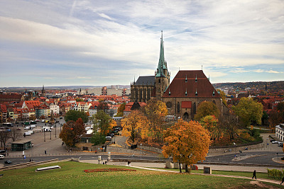 德国:埃尔福特城市的风光,真的很喜欢这样的建筑风格