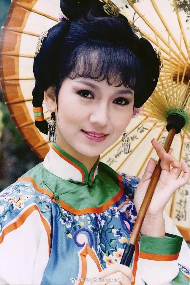 第一部,《楚留香传奇》. 第二部,《上海滩》. 第三部,《观世音》.