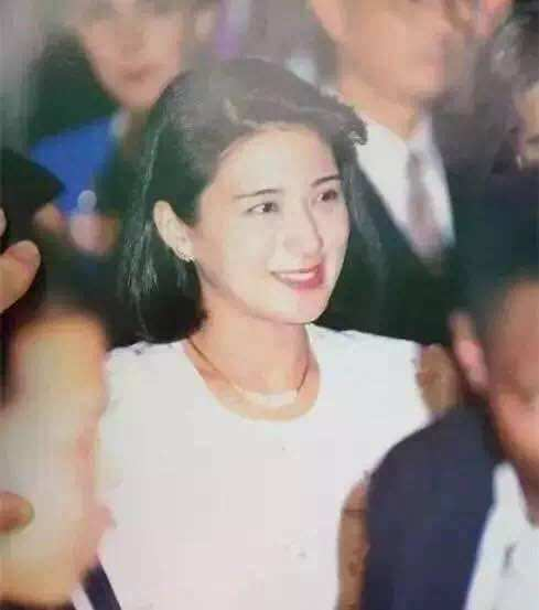 日本皇室现状,雅子妃"悲剧",爱子公主抑郁,究竟为何?