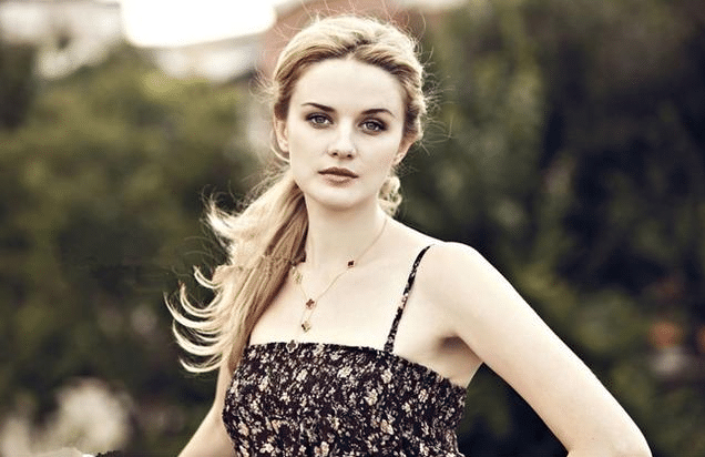 乌克兰美女伊莉莎,人美演技棒,受欢迎程度比肩古力娜扎