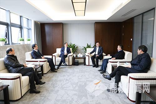 余梅生走访调研鹿城农商银行:创出新成绩 再造新辉煌