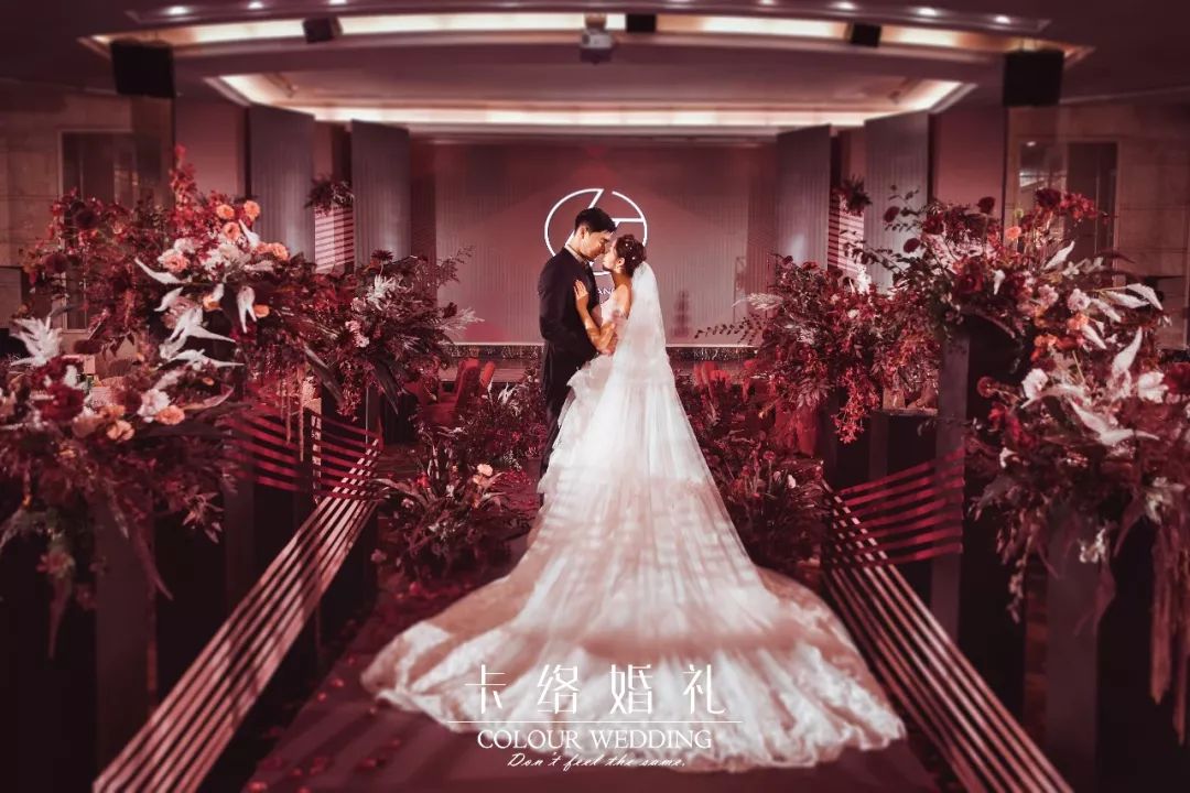 酒红色婚礼:你是我最美好的遇见