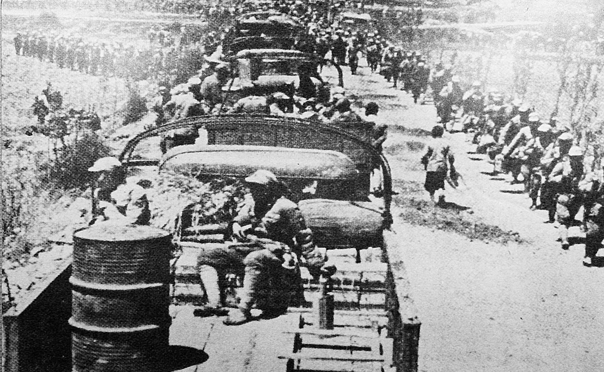 86年前的今天,日军进攻上海,著名的"八·一三"事变爆发.