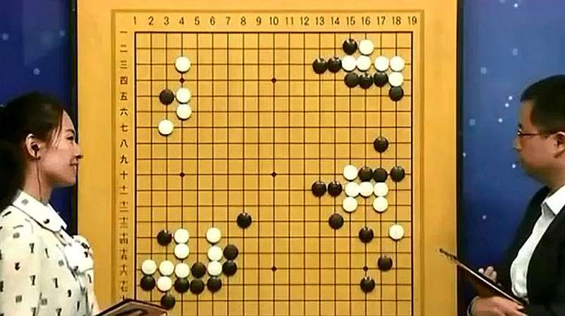 围棋比赛回顾：吴侑珍vs谢依旻，谢依旻的空间更大一点，看着精彩,体育,围棋,好看视频