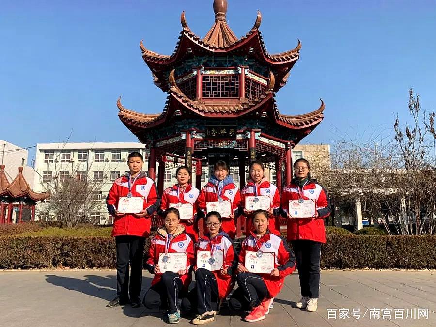 南宫中学艺体部学生荣获《德艺双馨》中国文艺盛典邢台赛区一等奖