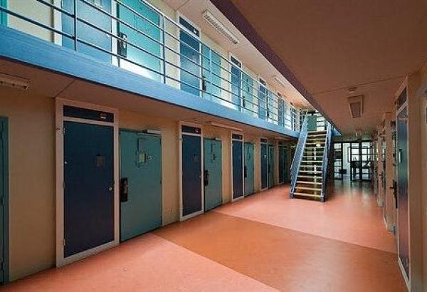 如果有一款模仿管理监狱的游戏,你会感兴趣吗?