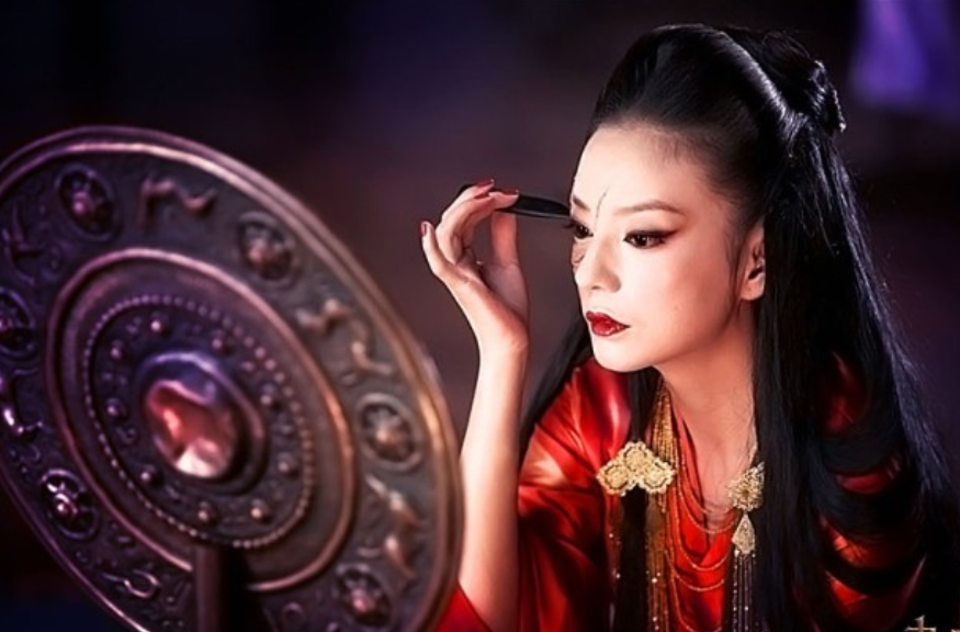 古装画眉最美的女子,袁姗姗垫底,孙俪第二,第一美出天际!