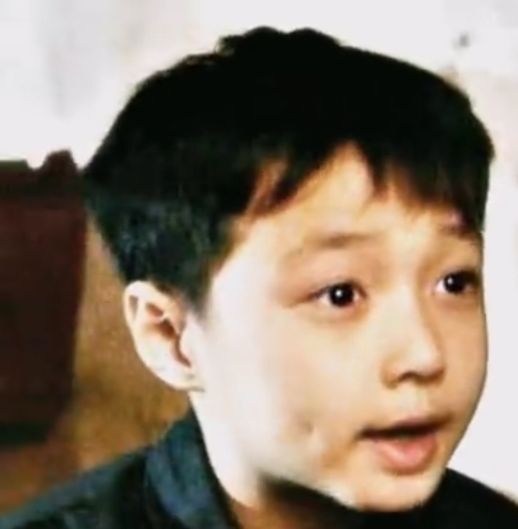 众男星儿时照大曝光,网友:果然是纯天然帅哥!有你的偶像么?