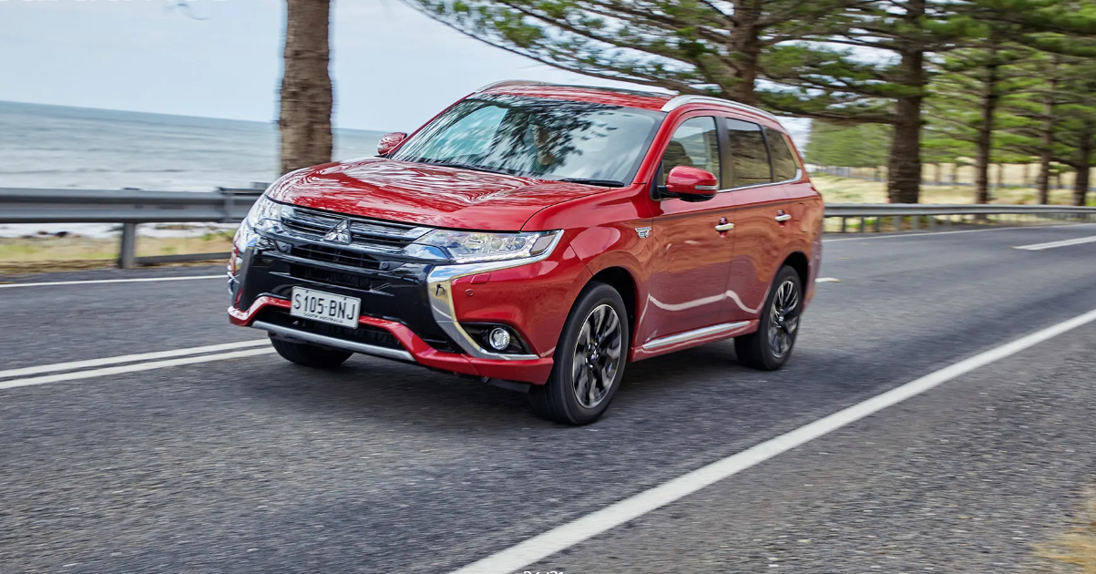 三菱欧蓝德混合动力来袭,你会喜欢这样一款suv吗