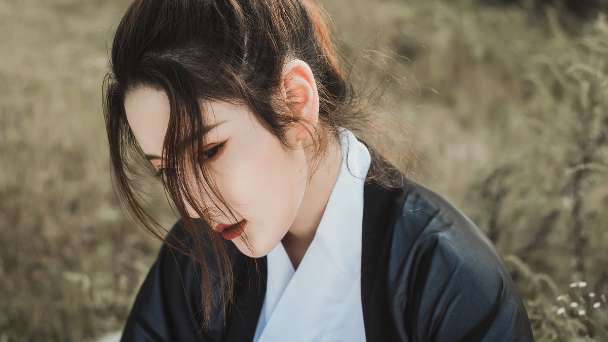 古风人像写真-秋风瑟瑟,有一女侠