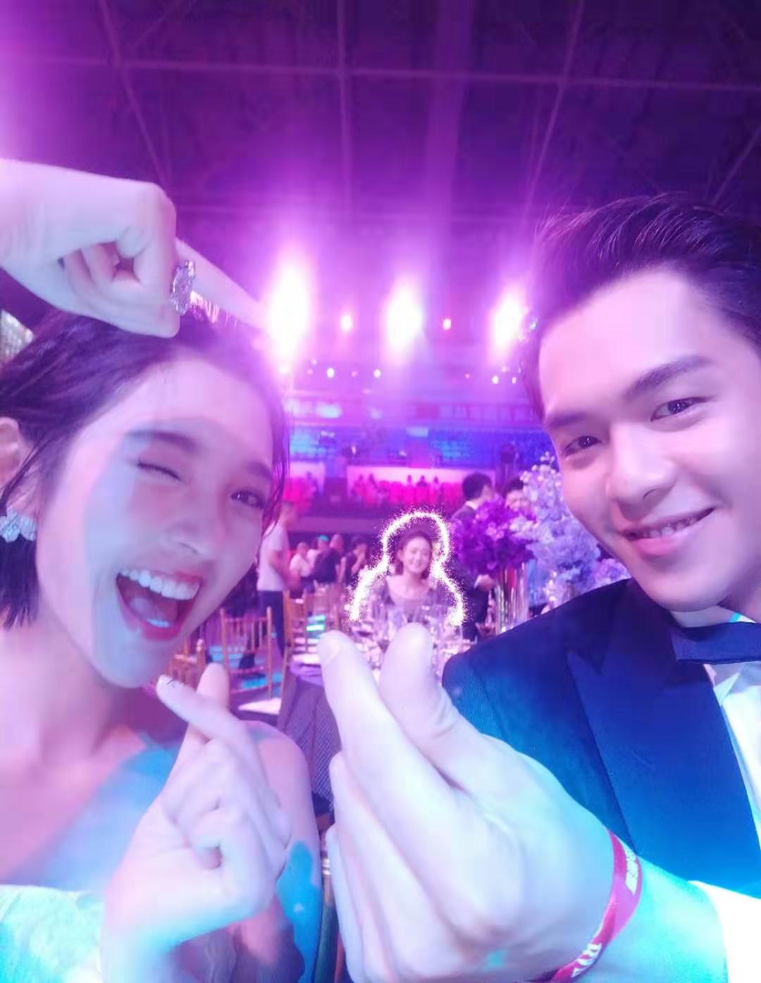 张若昀唐艺昕,令人羡慕的爱情