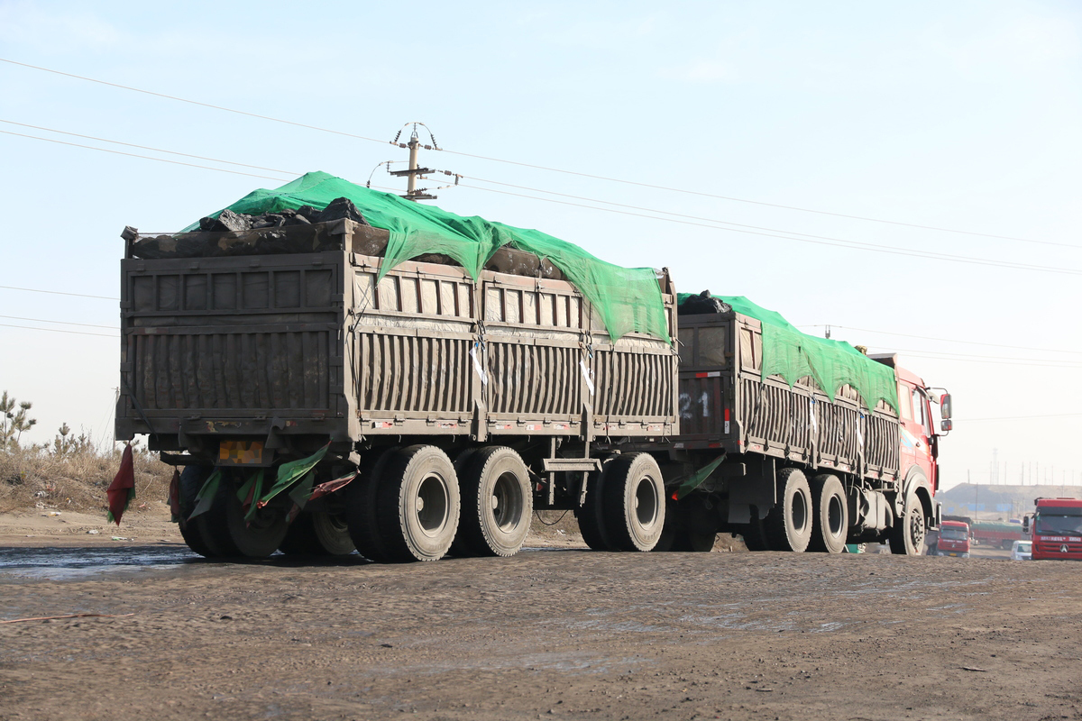 货车超载超限到底罚多少钱?扣多少分?