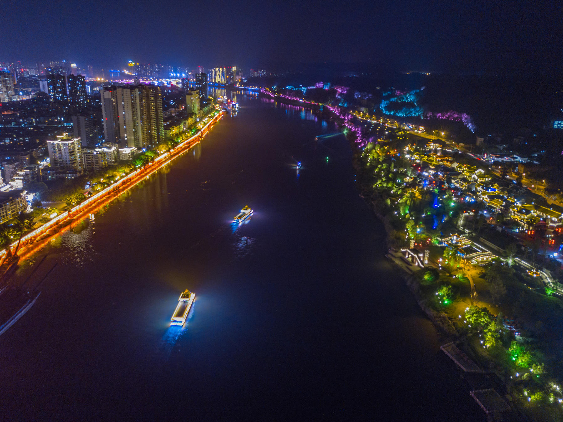 乐山夜游三江荣膺"四川十大文旅新地标"