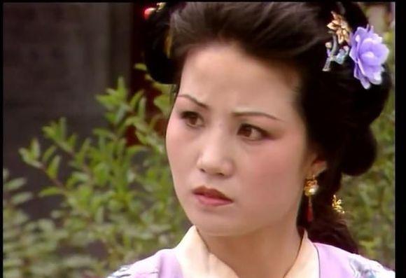 红楼梦:周姨娘为什么无儿无女?因为她和一个人实在太像了