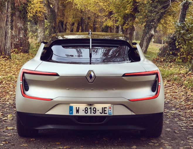 雷诺symbioz,野性的力量,完美的外观,霸气十足