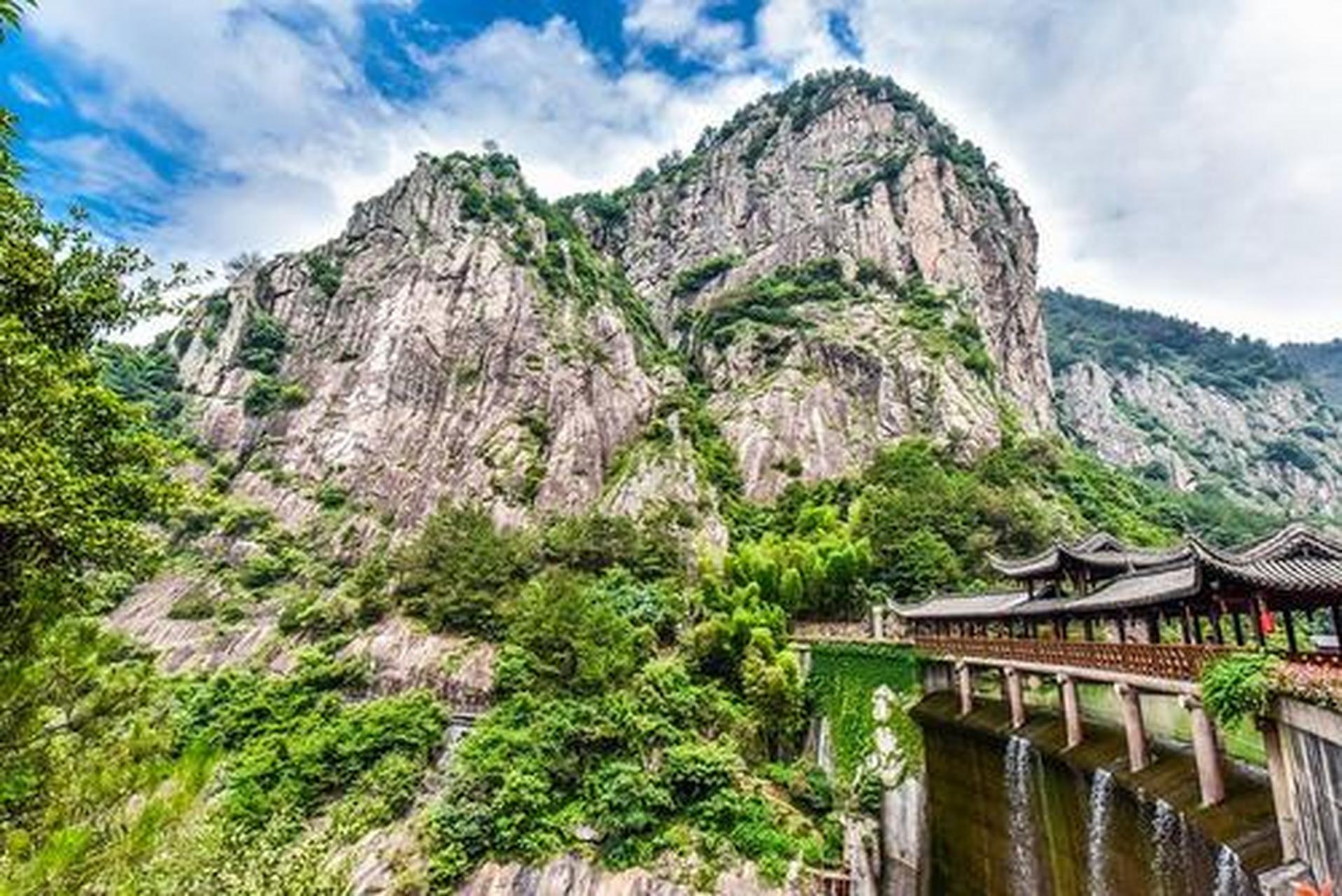 万物皆可云##五一旅游攻略#天台山国清景区:国清寺始建于隋开皇十八