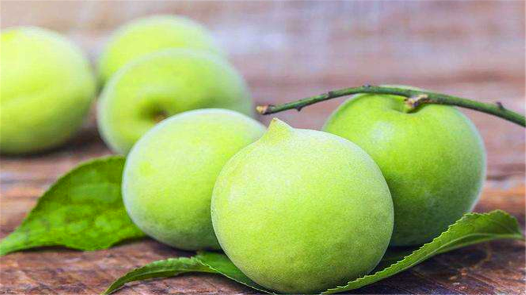 "酸掉牙"的3种水果,柠檬都没上榜,第一种冬天经常吃!