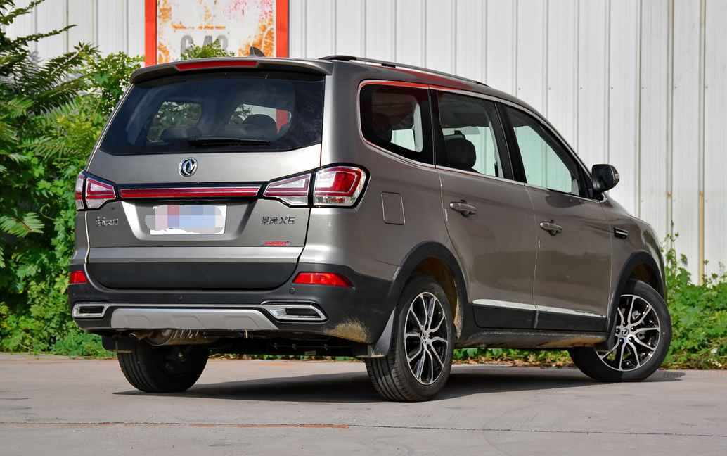 车身线条饱满,富有力量感的东风风行-景逸x6,人人都想买