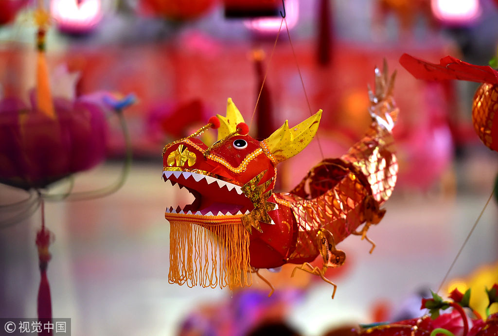 创新非遗"扬州灯彩"闹新春  叫好又叫座