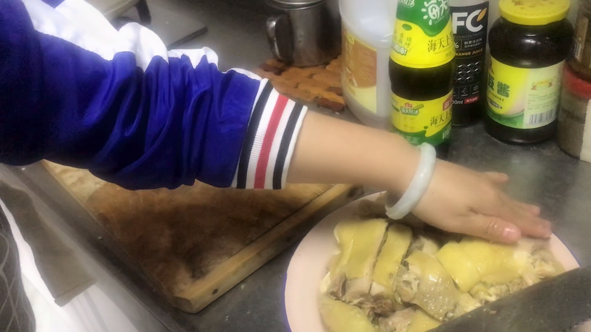 广东农家走地鸡一天物流到京,做最正宗的盐水鸡,难抵鲜香诱惑