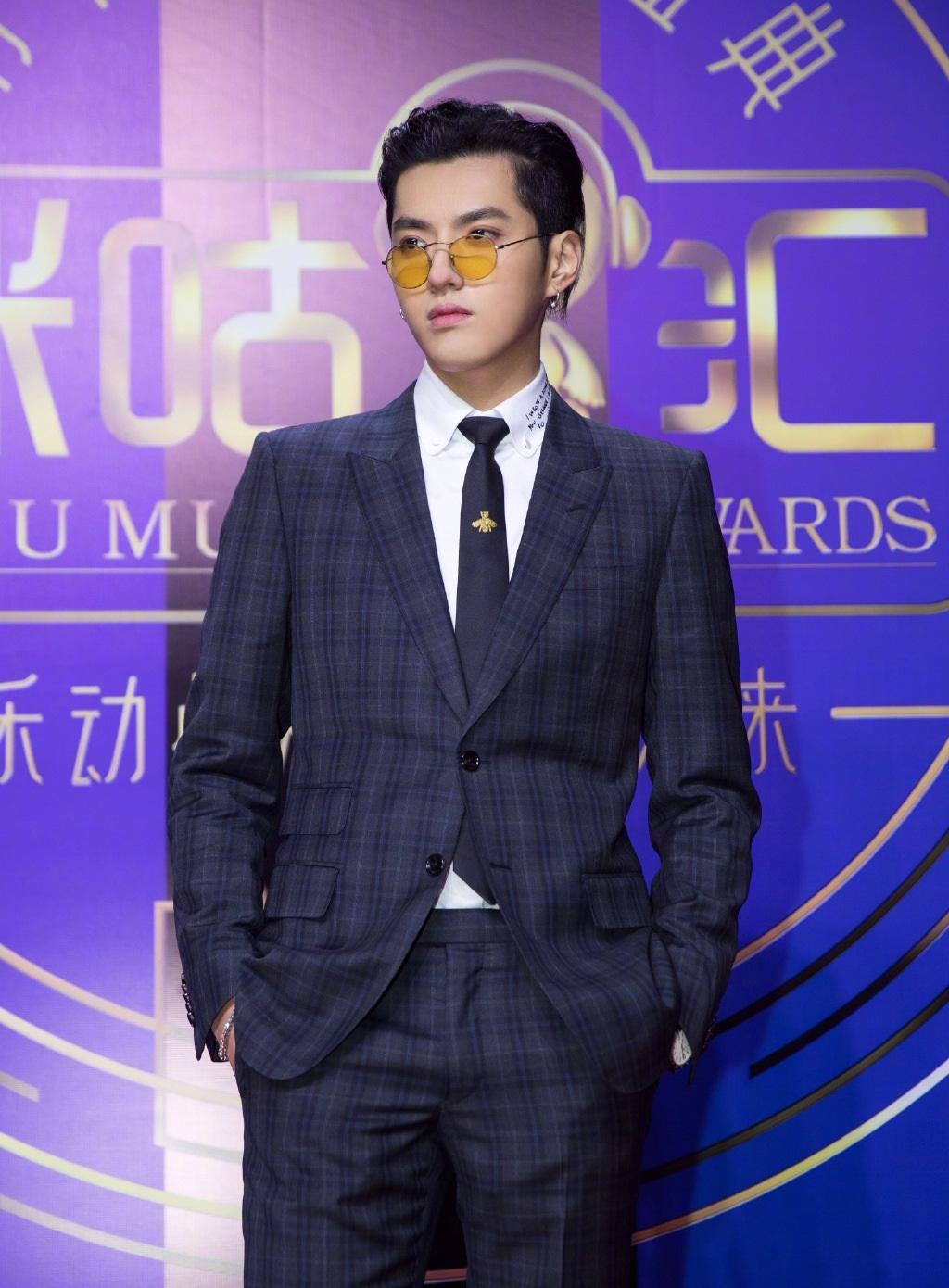 霸道总裁上线!吴亦凡西装尽显男色诱惑~你被帅到了么?