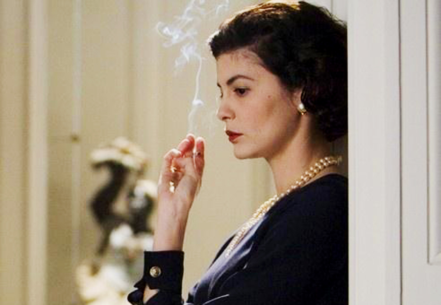 《可可香奈儿》:香奈儿创始人真实故事 一无所有到坐拥亿万身家