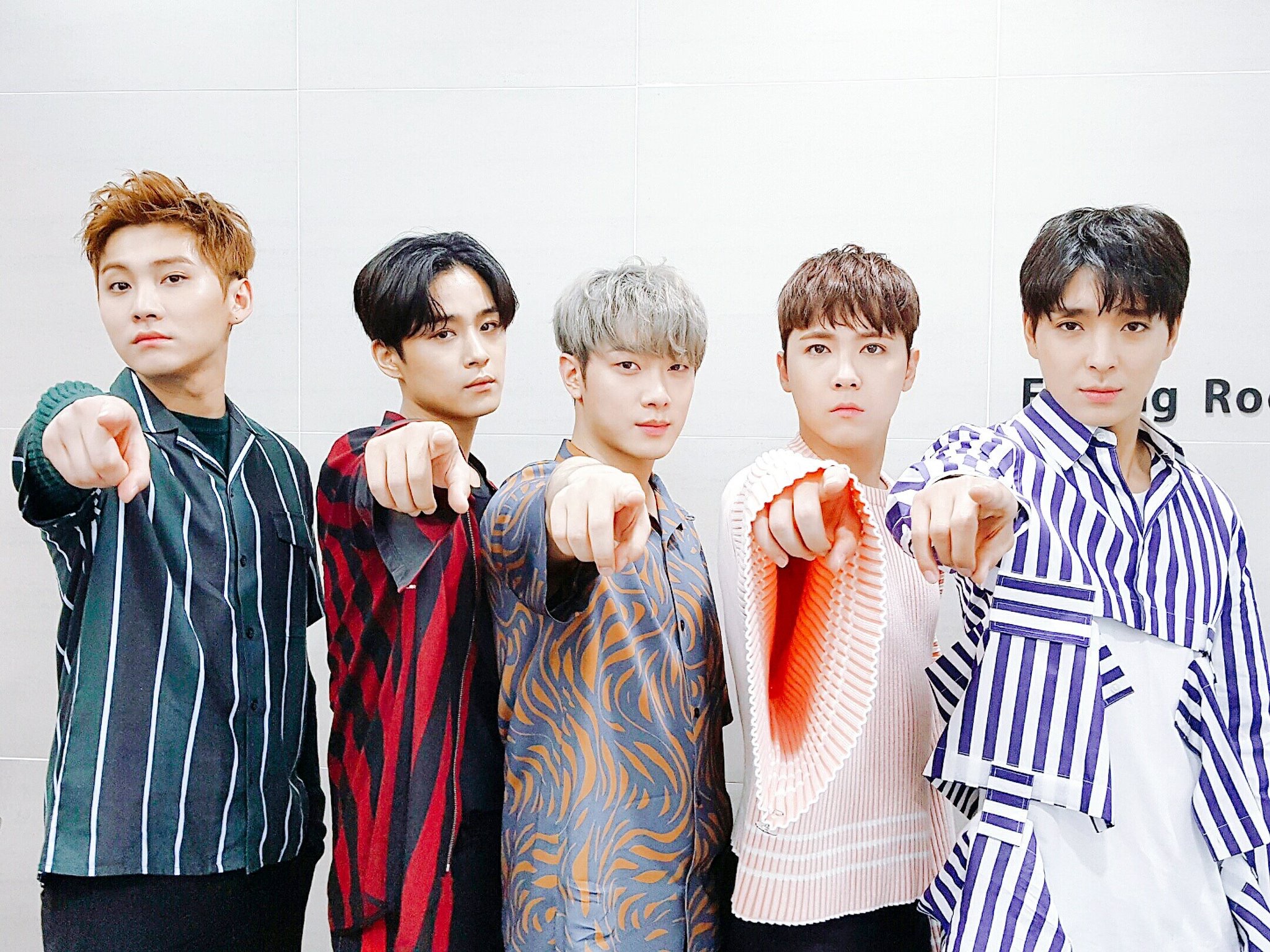 同一个组合出身,崔钟勋面临牢狱之灾,崔珉焕努力育儿获好评!