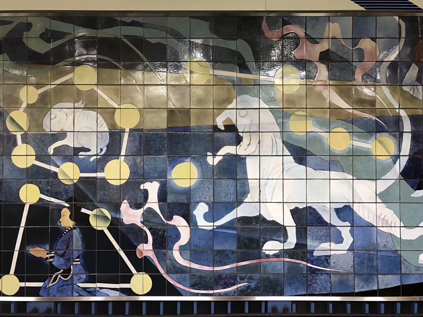 北京地铁站壁画图片