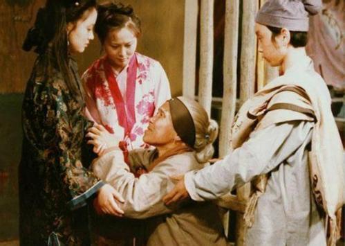 《红楼梦》刘姥姥的女婿为什么同意救巧姐?