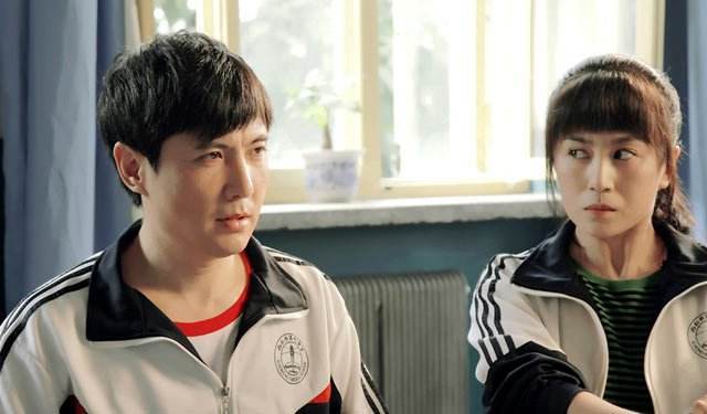 夏洛特烦恼:谁注意到秋雅和袁华睡一起的姿势了?这才是真爱!