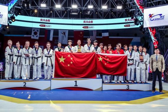 中国队夺跆拳道团体世界杯三连冠 吴静钰宝刀不老