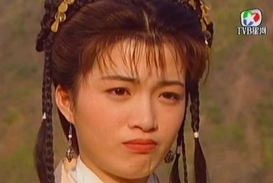 第二:邝文珣饰演的沐剑屏,其实无论是原著还是电视剧中,小郡主这个
